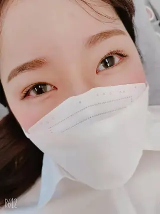 マツエク・マツパ 胡蝶蘭レディースサロ ン眉マツパエクステの眉毛・アイブロウイメージ