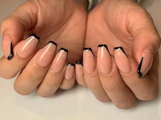 ネイル ネイルルーム チャームのネイルデザイン