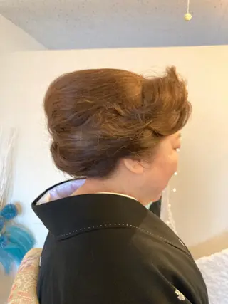 ヘアアレンジ 小顔矯正　まつ毛 Komaci篠田敦子のヘアスタイル