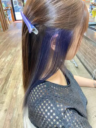 セミロング カラー イツキ🌕デザインカ ラー🥨髪質改善🫧のヘアスタイル