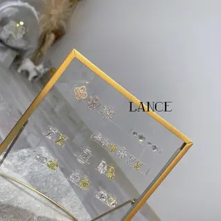 ミディアム ネイル Lance nailのネイルデザイン