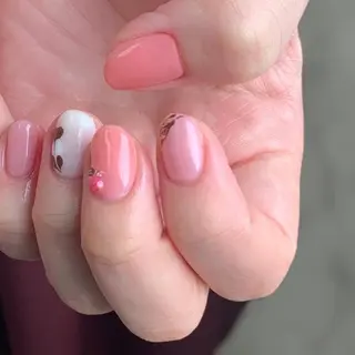 ネイル アトリエ　ミモザ所属・いまむら あかりのネイルデザイン