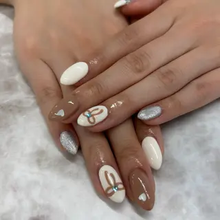 ネイル K. Amiのネイルデザイン