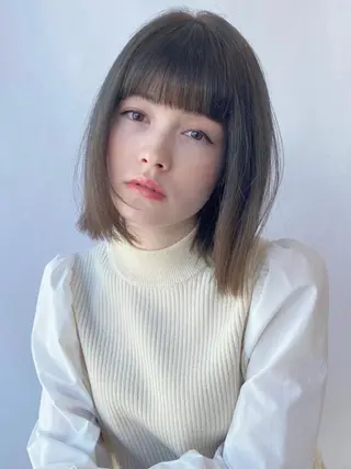 ミディアム カラー 🤍オオカワ レイナ🤍のヘアスタイル