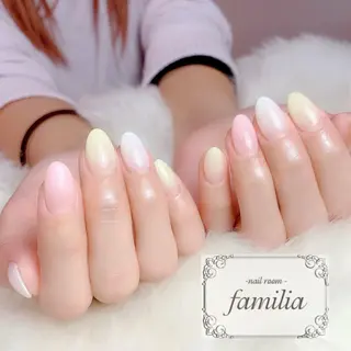 ネイル -nailroom- familiaのネイルデザイン
