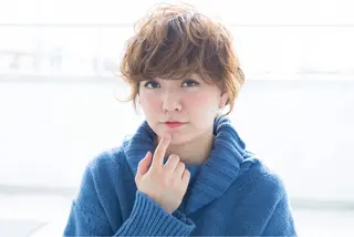 ショート カラー 小野 和摩のヘアスタイル