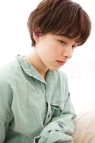 ショート カラー レイヤーカット✂️ 横浜No1♡下鳥翔子のヘアスタイル