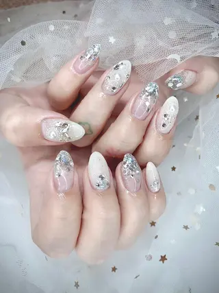 ネイル I-nailロング /ワンホン/キラキラのネイルデザイン