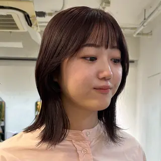 セミロング 盛れる透明感カラー・ momokaのヘアスタイル