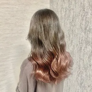 ロング 鈴木 まゆのヘアスタイル