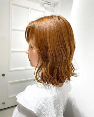 ミディアム 矢田 沙希のヘアスタイル