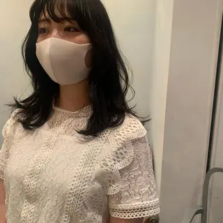 ミディアム カラー SAKINO. ベージュカラーのヘアスタイル