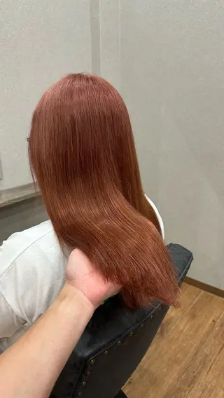 ロング カラー 鵜飼 真伍のヘアスタイル