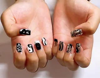 ネイル VIERU 🌈🎀💖のネイルデザイン