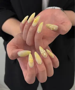 ネイル CoMo Nailのネイルデザイン