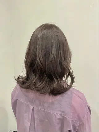 ミディアム 栗林 姫花のヘアスタイル