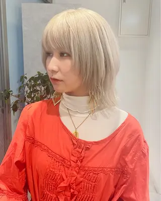 ミディアム カラー ダブルカラー,透け カラーHINARIのヘアスタイル