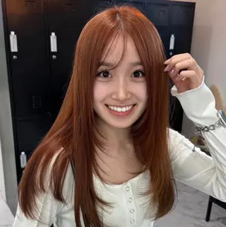 セミロング 🩵シオリ/透明感/ ハイトーン🩵のヘアスタイル
