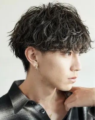 ショート パーマ fifthパーマ特化 ユウリのヘアスタイル