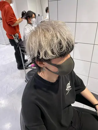 ショート カラー パーマ ヘアアレンジ メンズ アイブロウ スパイキー/フェザー /波巻き/かいとのヘアスタイル