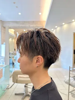 メンズ メンズ特化/メンズ パーマ/ハイトーンのヘアスタイル