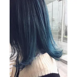 セミロング カラー fio マナミのヘアスタイル