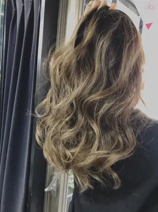 セミロング カラー 山本 雅由のヘアスタイル