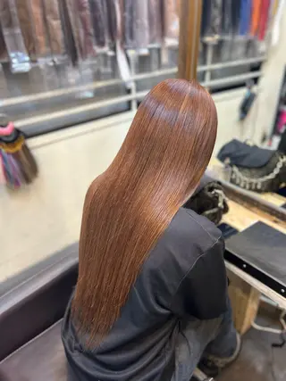 ロング 成安 雪菜のヘアスタイル