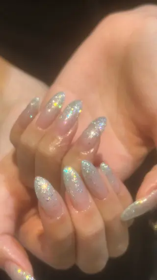 ネイル White nail KAEDEのネイルデザイン