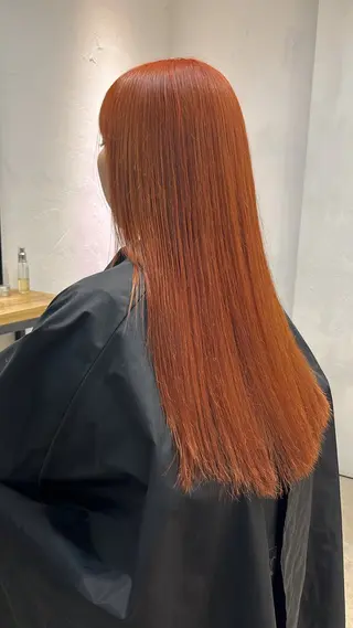 ロング カラー 赤み消しカラー/ ナチュラル/トモキのヘアスタイル