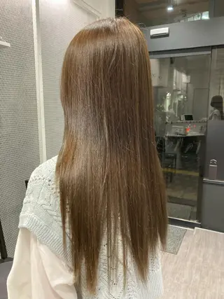 ロング カラー ミルクティー量産💙 💙ブリーチ特化💙のヘアスタイル