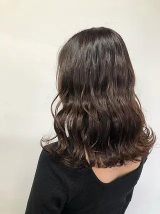 ミディアム 寒色＆ブリーチ特化 寒色MiOのヘアスタイル
