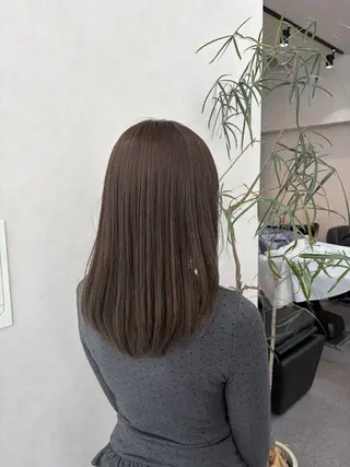 ミディアム カラー 🍐透明感カラー🍐 レイヤーカットのヘアスタイル
