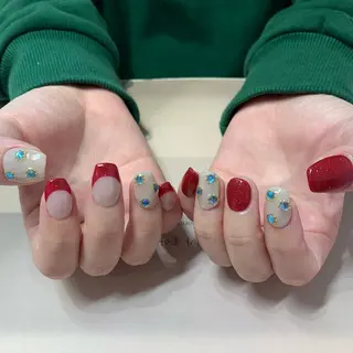 ネイル マキノ ユイのネイルデザイン