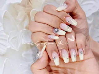 ネイル ✨Nailsalon Vi+✨のネイルデザイン