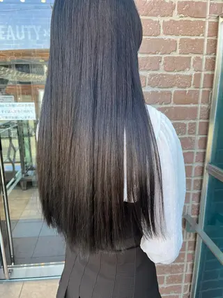 セミロング カラー パーマ ヘアアレンジ メンズ キッズ ネイル マツエク・マツパ アイブロウ 久木原 ゆりのヘアスタイル