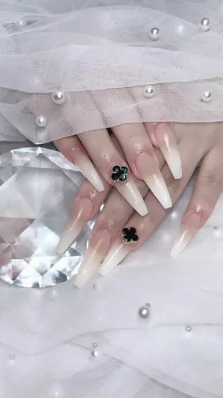 ネイル merci nailのネイルデザイン