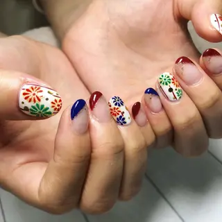 ネイル MAXKELLY スタッフのネイルデザイン