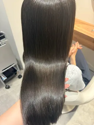 ロング 濱﨑 紅葉のヘアスタイル