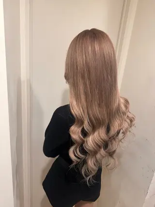 ロング カラー ヘアアレンジ 🔥ハイトーンカラー ギャルNAOKI🔥のヘアスタイル