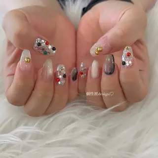 ネイル Laula🤍 ayakaのネイルデザイン