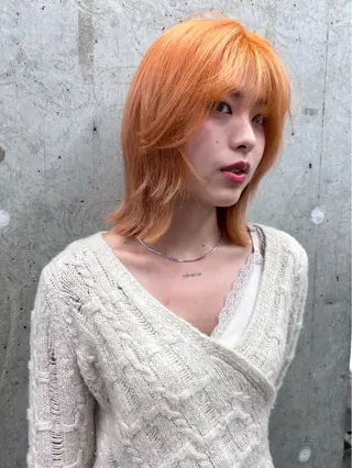 カラー 【pia】 ホノカブリーチカラーのヘアスタイル