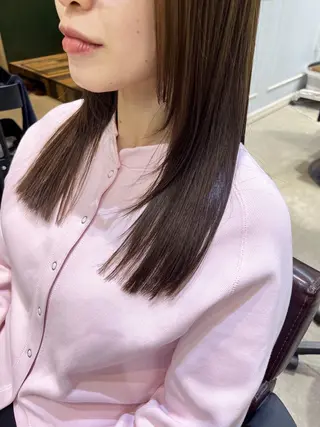 セミロング カラー 🦩レイヤー|透明感 カラー🦩makoのヘアスタイル