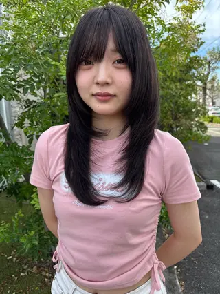 ロング 曲がるストレート/ レイヤー/大野真央のヘアスタイル