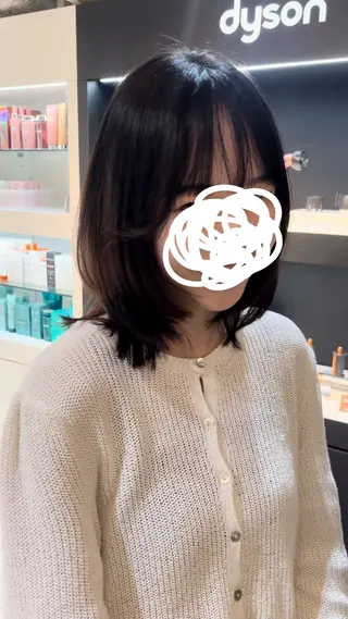 ミディアム 【レイヤーカット】 キサヌキミワのヘアスタイル