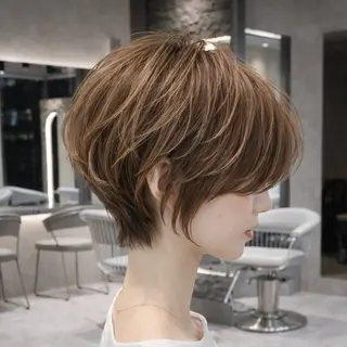 ショート カラー 《髪質改善✖️レイヤ ー🩶》ナオヤのヘアスタイル