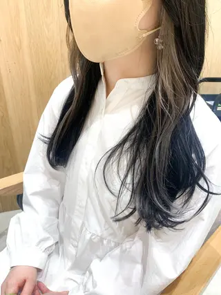 ロング カラー ヘアアレンジ yuka .のヘアスタイル
