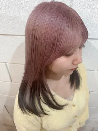 ミディアム 透け感/ハイトーン/ レイヤー/小山田のヘアスタイル