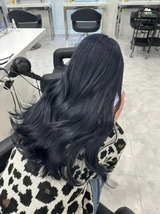 セミロング カラー ヘアアレンジ 🫧モテる💗ダメー ジレスハイトーン🫧のヘアスタイル