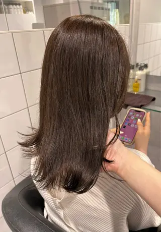セミロング カラー 表参道♡暗髪♡ 艶カラー♡アユミのヘアスタイル